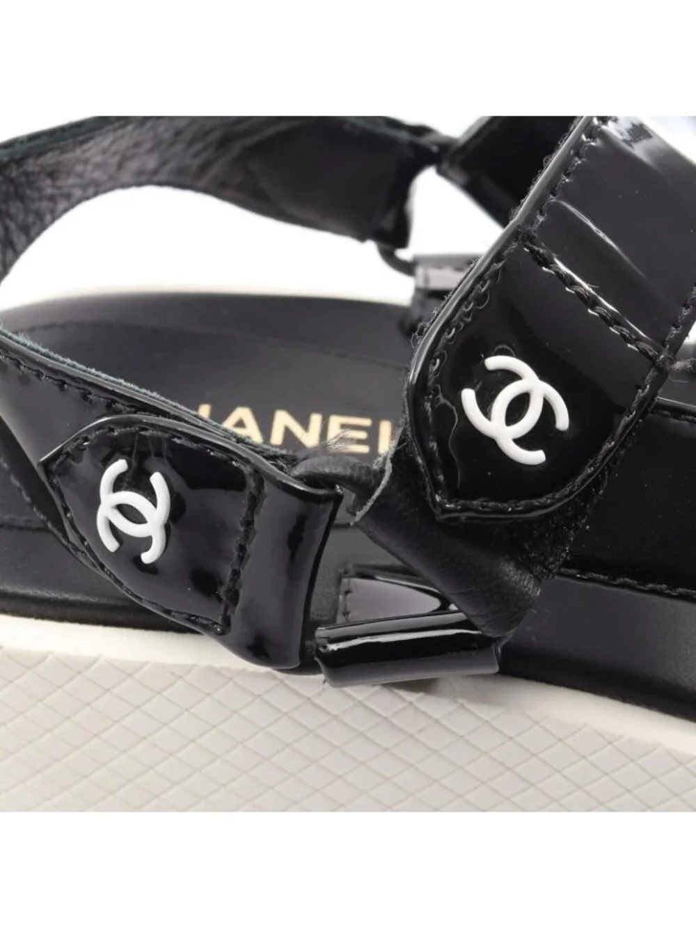 Chanel Sandals CC Logo Patent Leather